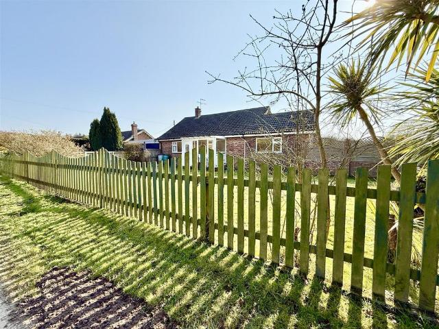 Bungalow for sale in Comers, Norfolk