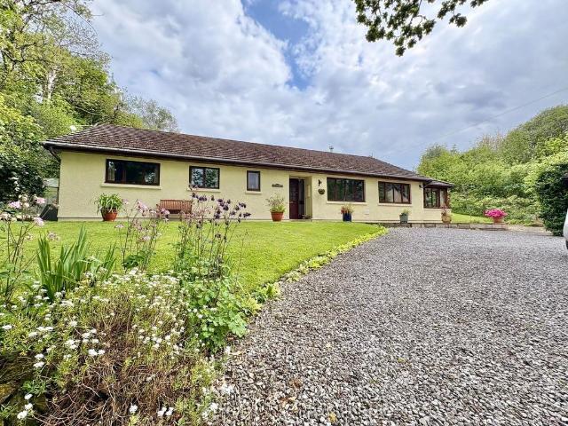 Bungalow for sale in Llanfynydd, Wales