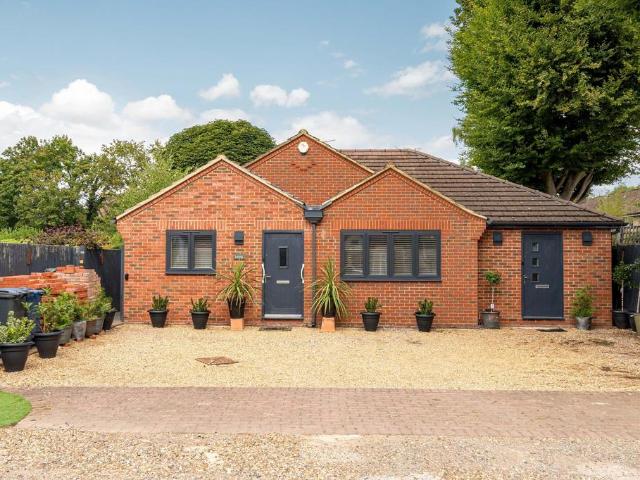 Bungalow for sale in Wooburn, Berghers Hill