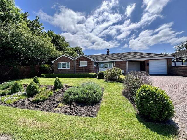 Bungalow for sale in Barway, Cambridgeshire