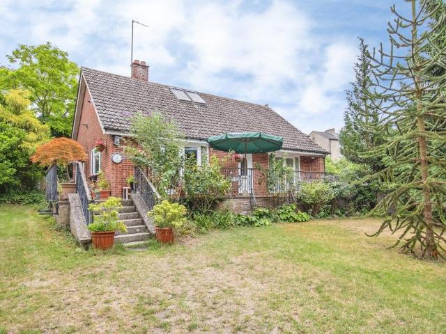Bungalow for sale in Chelmondiston, Suffolk