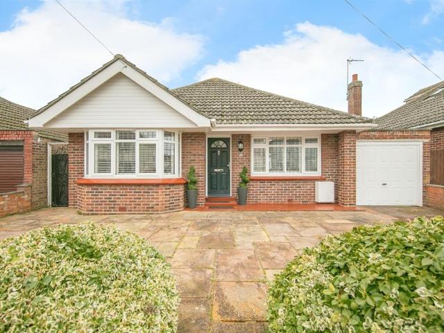 Bungalow for sale in Dale Hill, Essex