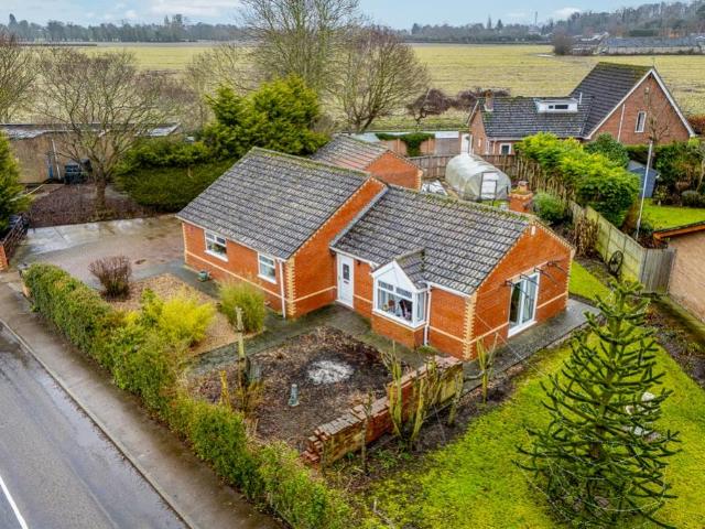 Bungalow for sale in Boston, Lincolnshire