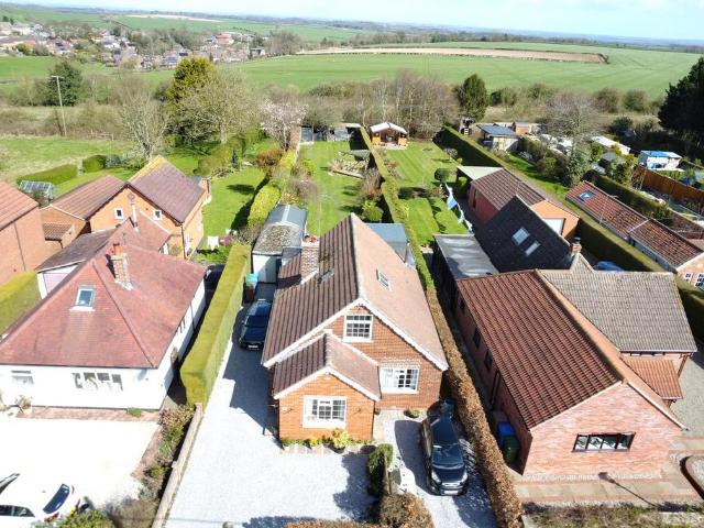 Bungalow for sale in Rowley, Little Weighton