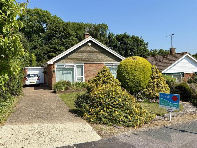 Bungalow for sale in Ratton, Eastbourne