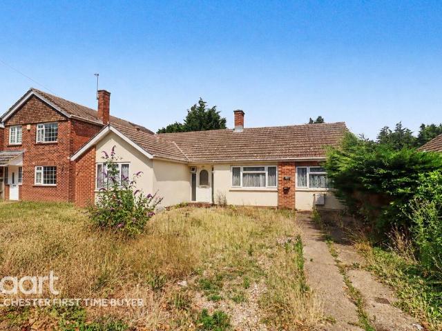 Bungalow for sale in Highwoods, Fordham Heath