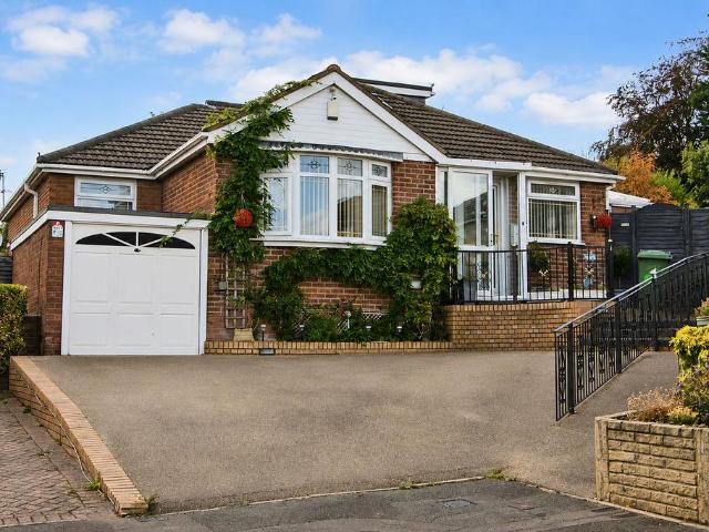 Bungalow for sale in Broomhill, Chadsmoor