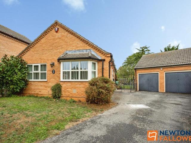 Bungalow for sale in Grantham, South Kesteven