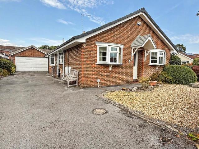 Bungalow for sale in Ebblake, Verwood
