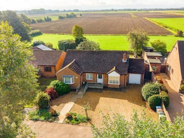Bungalow for sale in Four Gotes, Cambridgeshire