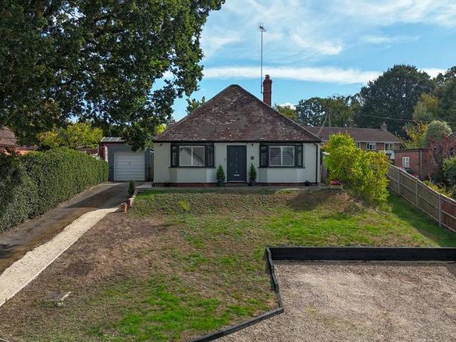 Bungalow for sale in Chieveley, West Berkshire