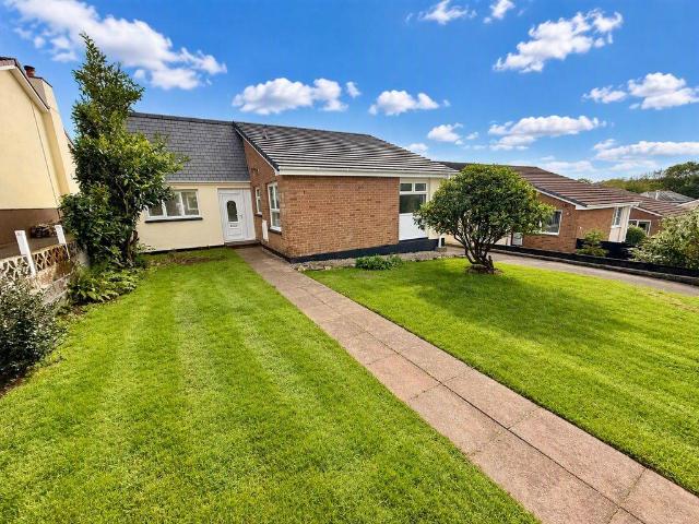 Bungalow for sale in Tremar Coombe, St Cleer
