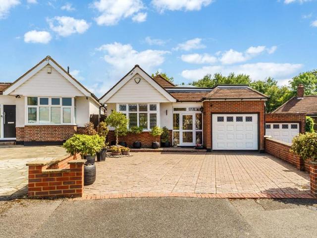 Bungalow for sale in Stoneleigh, Ewell