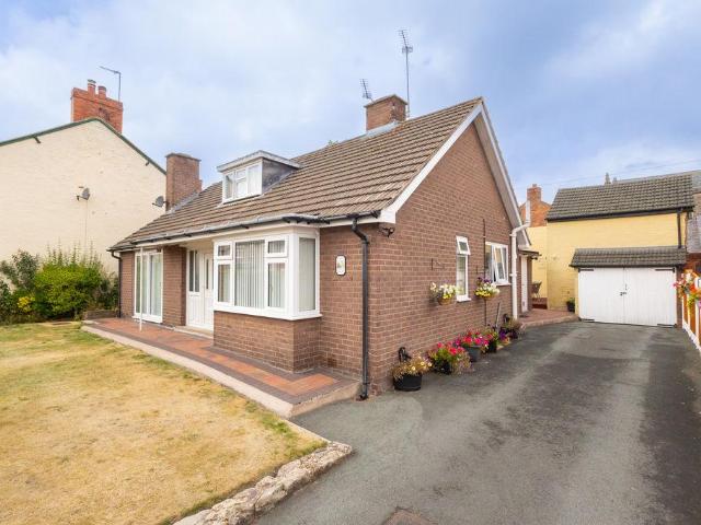 Bungalow for sale in Oswestry