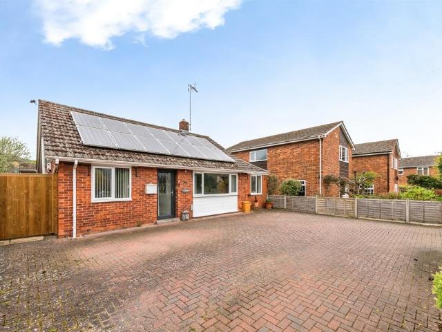 Bungalow for sale in Kingston Bagpuize with Southmoor, Dromore