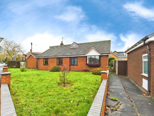 Bungalow for sale in Gillar's Green, Eccleston