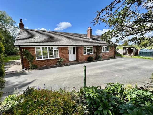 Bungalow for sale in Sandy Bank, Shropshire