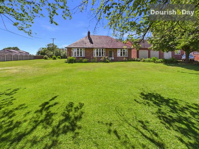 Bungalow for sale in Sandy Bank, Shropshire