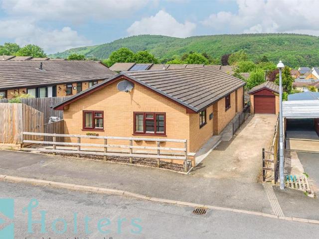 Bungalow for sale in Knighton