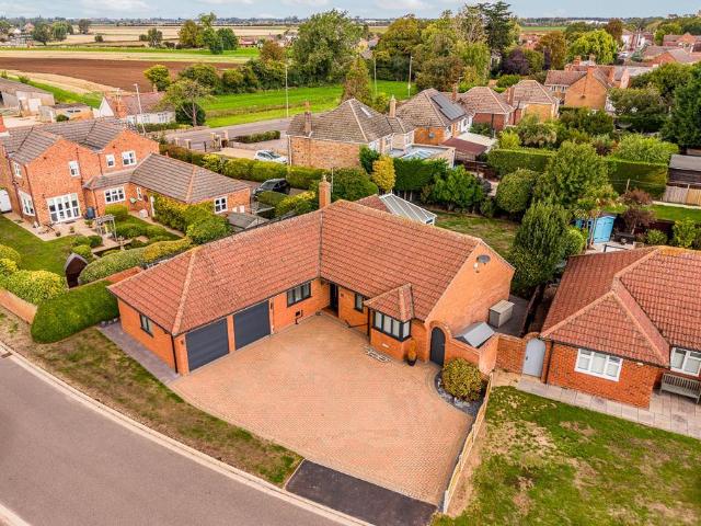 Bungalow for sale in Crossgate, Gosberton Clough
