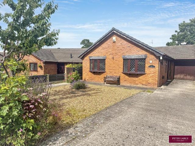 Bungalow for sale in Llanasa, Gronant