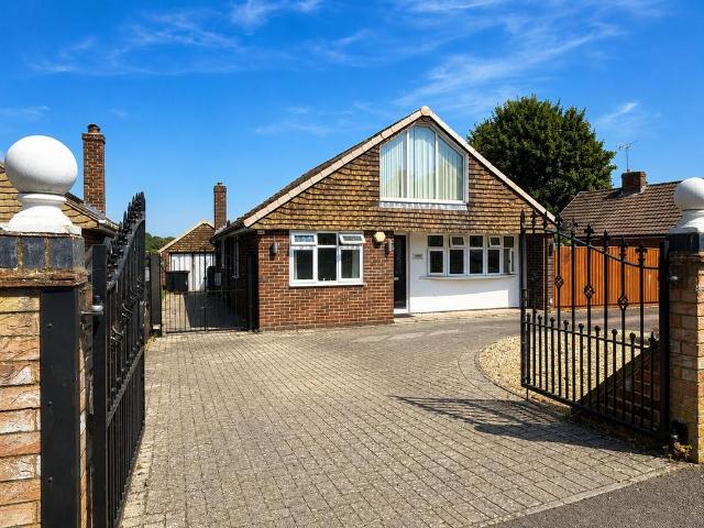 Bungalow for sale in Rodbourne, Swindon