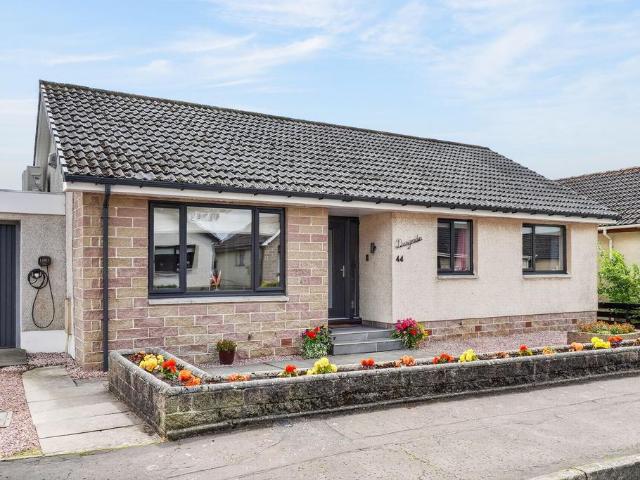 Bungalow for sale in Mauchline, Scotland