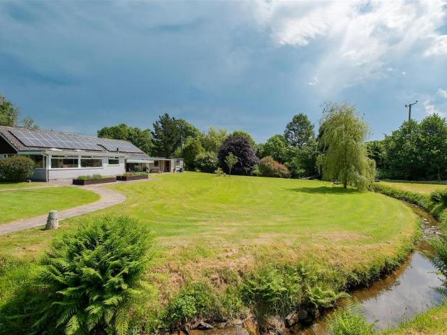 Bungalow for sale in Portwrinkle, Cornwall