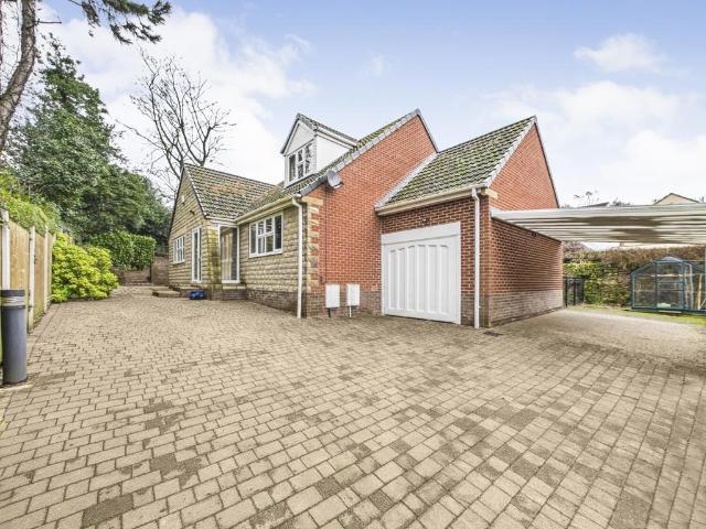 Bungalow for sale in Brackenfield, East Midlands