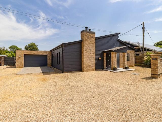 Bungalow for sale in Reffley, Brookville