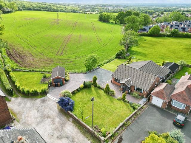 Bungalow for sale in Egginton, East Midlands