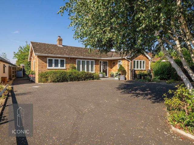 Bungalow for sale in Crostwick, Norfolk