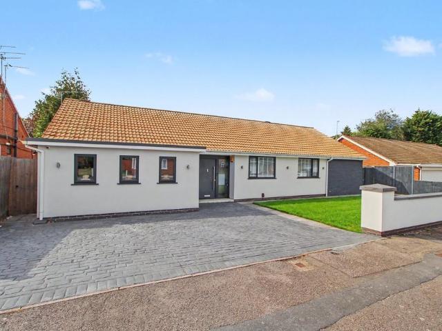 Bungalow for sale in Old Wharf, City Of Leicester