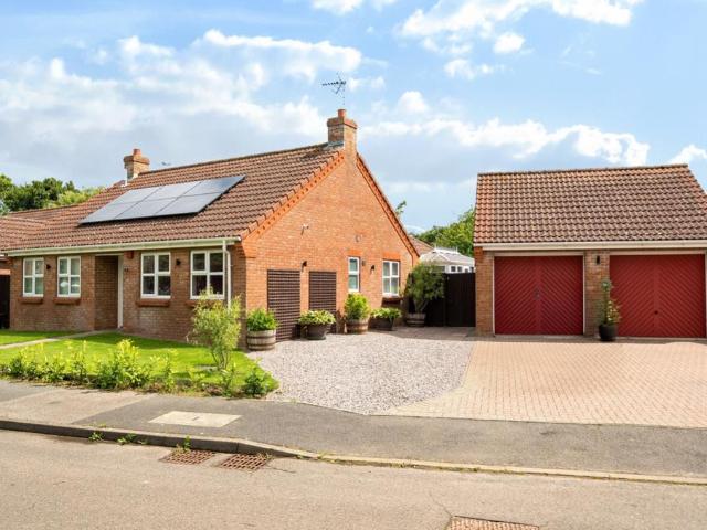 Bungalow for sale in Holbeach CP, Gosberton Clough