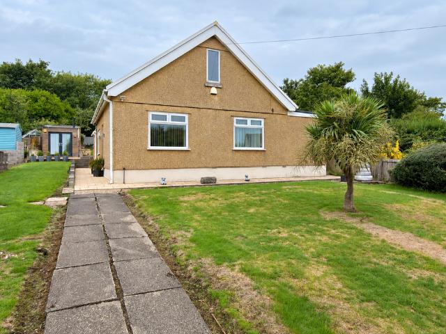 Bungalow for sale in Penderry, Nangreaves
