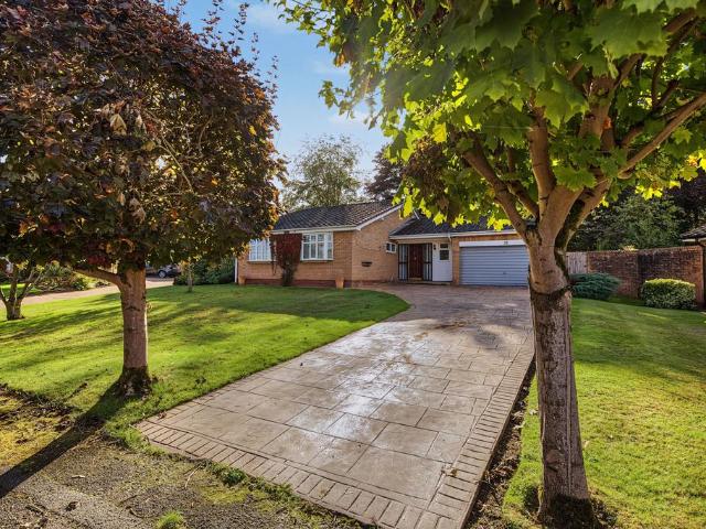 Bungalow for sale in Appleton, Warrington