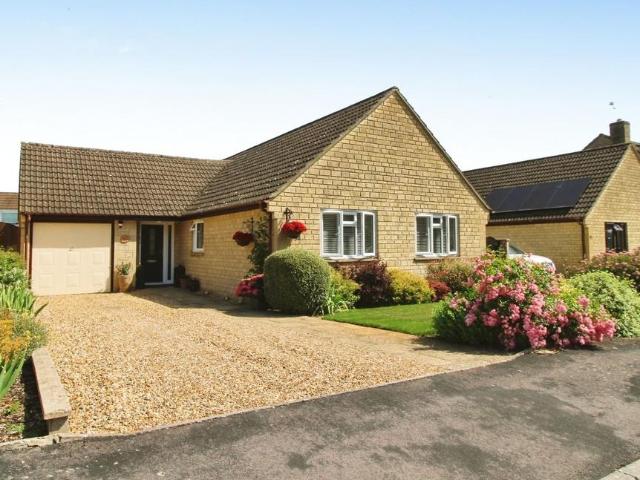 Bungalow for sale in Fairford, Fossebridge