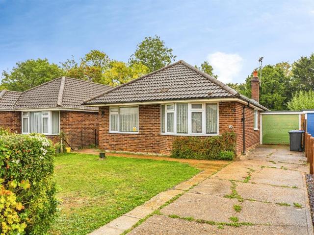 Bungalow for sale in World's End, Mid Sussex