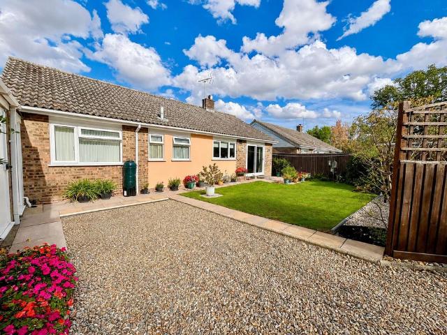Bungalow for sale in Chedburgh, Suffolk