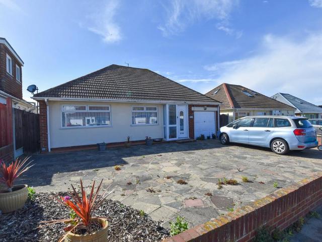 Bungalow for sale in Palm Bay, Thanet