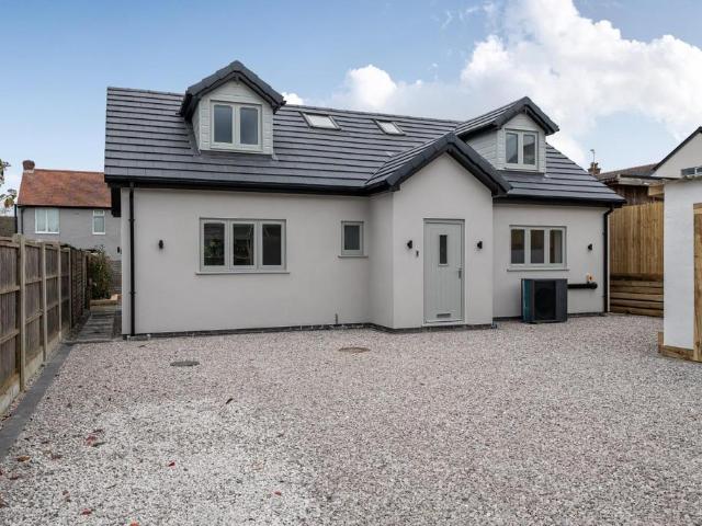 Bungalow for sale in Headless Cross, Redditch
