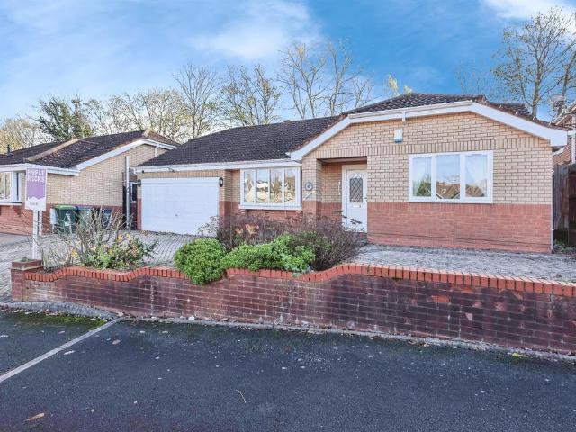Bungalow for sale in Haden Hill, Fold Hill
