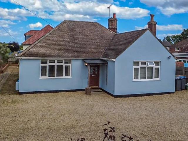 Bungalow for sale in Eastbridge, Suffolk