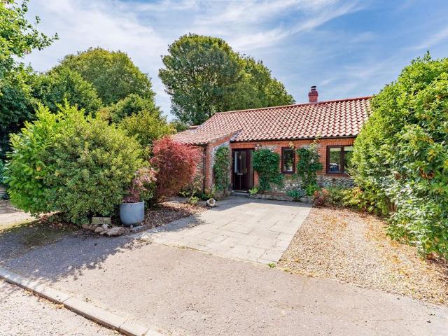 Bungalow for sale in Comers, Norfolk
