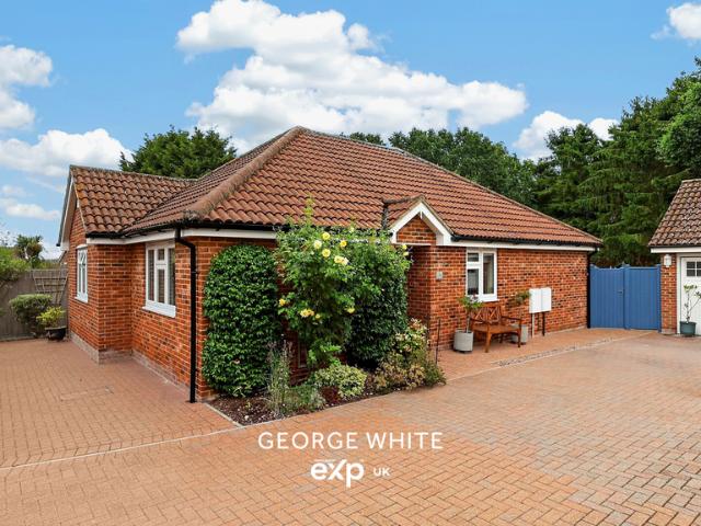 Bungalow for sale in Fordham Heath, Essex