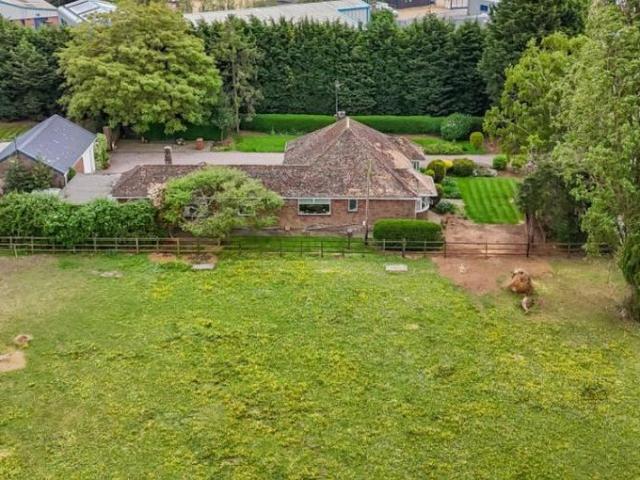 Bungalow for sale in Four Gotes, Cambridgeshire