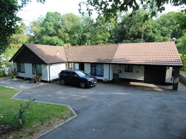 Bungalow for sale in West Hill, Budlake