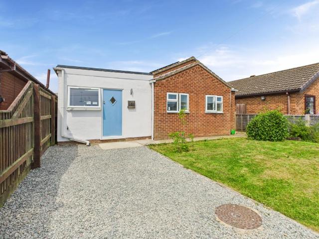 Bungalow for sale in Mablethorpe and Sutton, Belleau