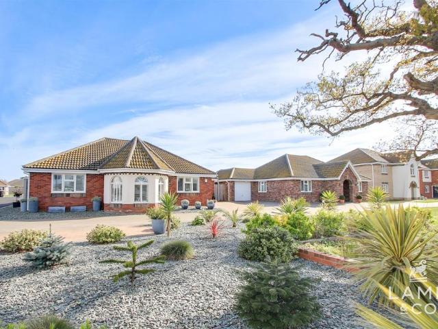 Bungalow for sale in Dale Hill, Essex