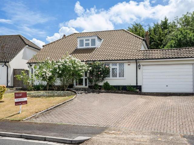 Bungalow for sale in Nork, Red Hill